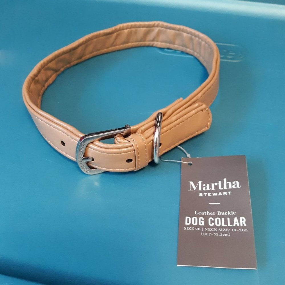 Martha Stewart Leather Buckle Dog Collar Size 20 Neck Size 18-21" brown vegan